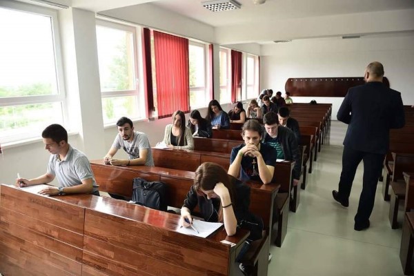 Други рок за упус студената на Универзитет у Бањој Луци