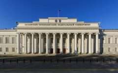 thumb_Kazan_Federal_University_building_08-2016