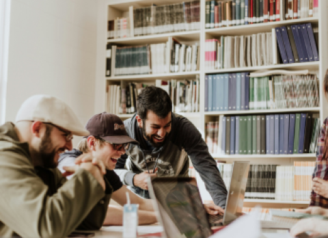 large_studenti__unibl_www.unsplash.com__Присила_Ду_Приз